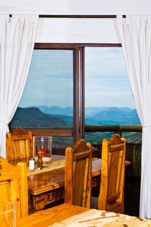 Grootberg Lodge Дамараленд Екстериор снимка