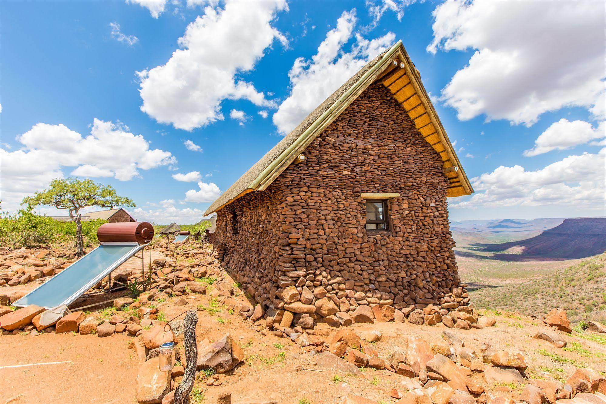 Grootberg Lodge Дамараленд Екстериор снимка