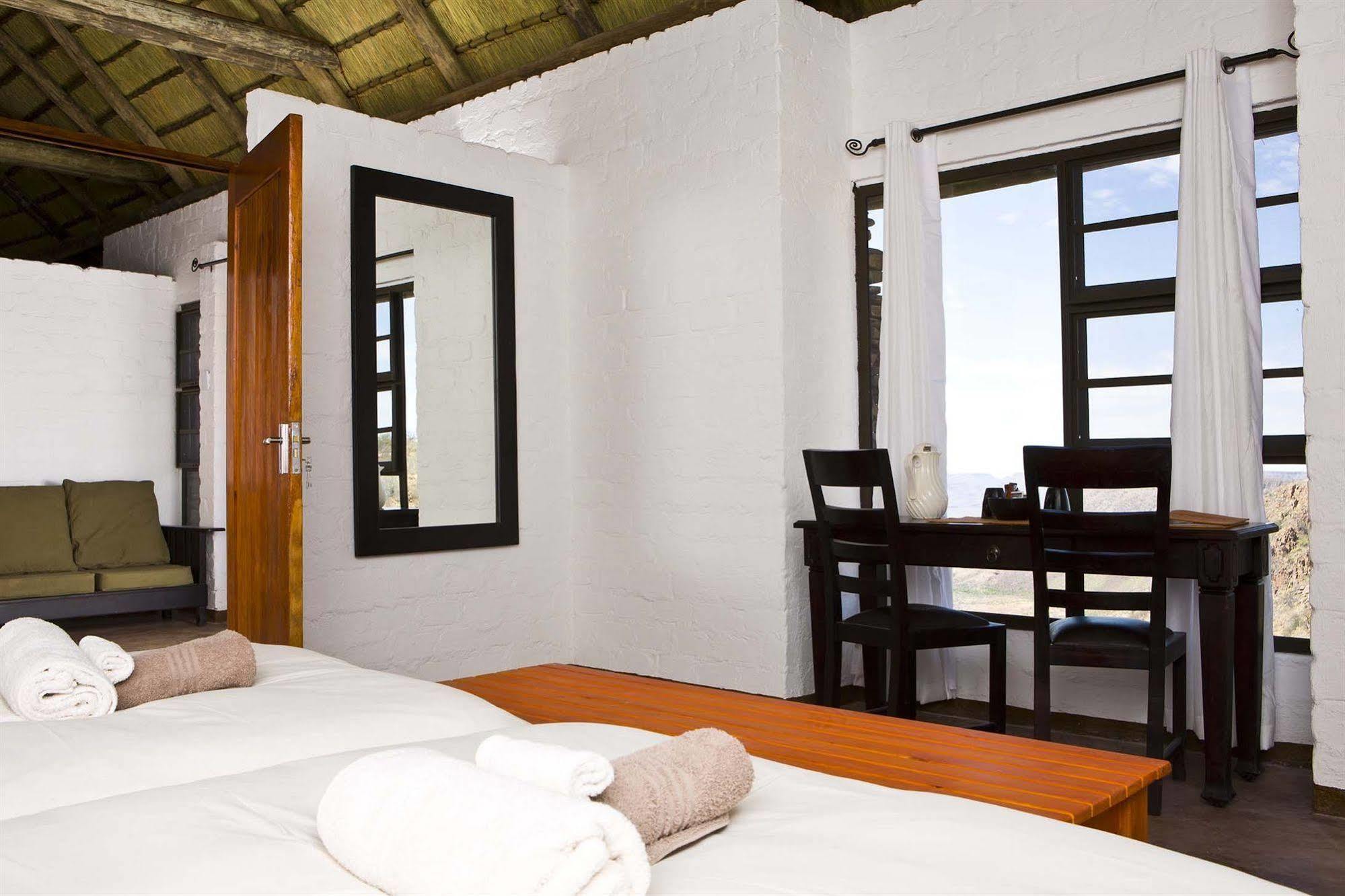 Grootberg Lodge Дамараленд Екстериор снимка